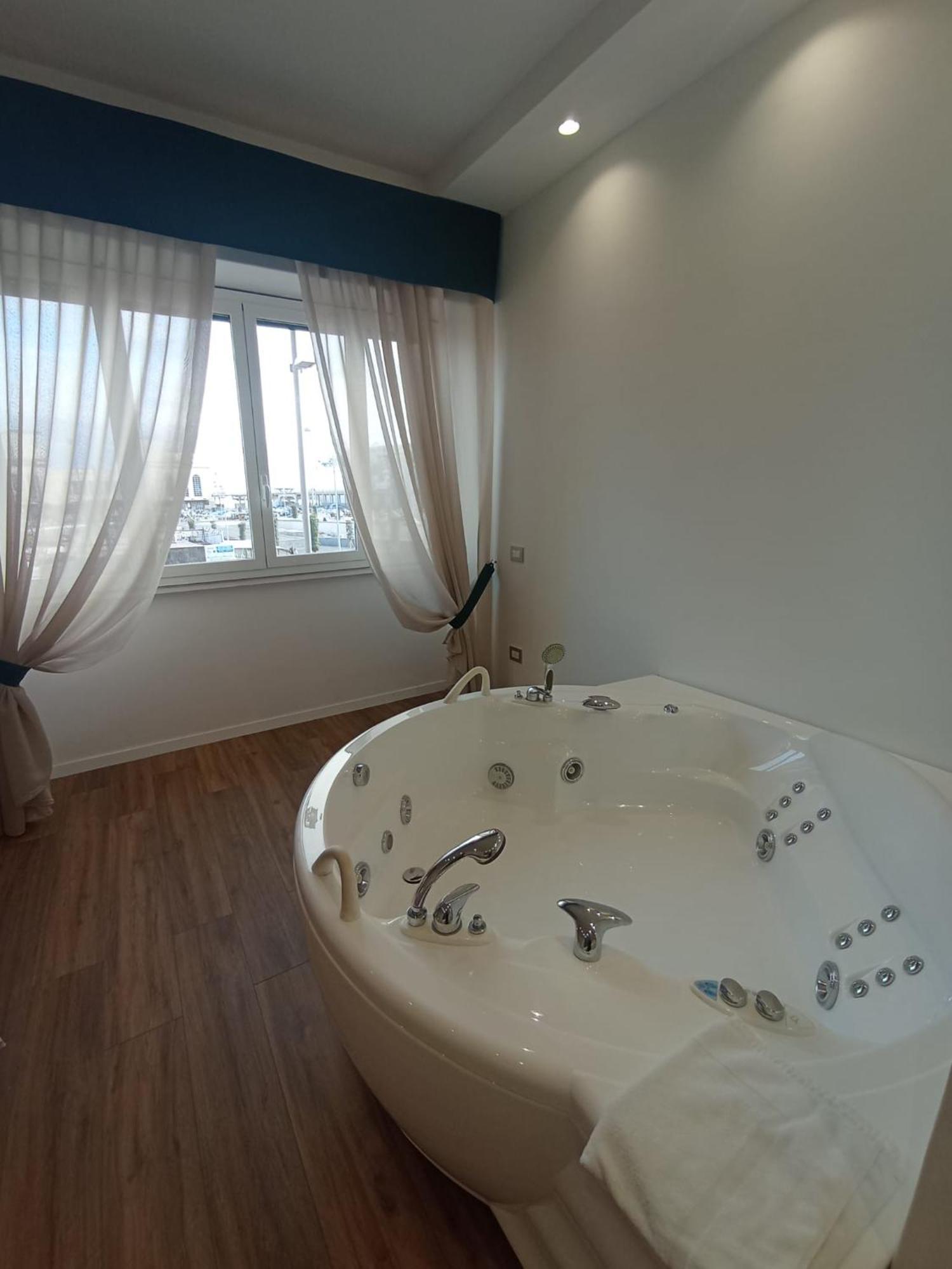 Mayfair By Babylon Apartment Naples